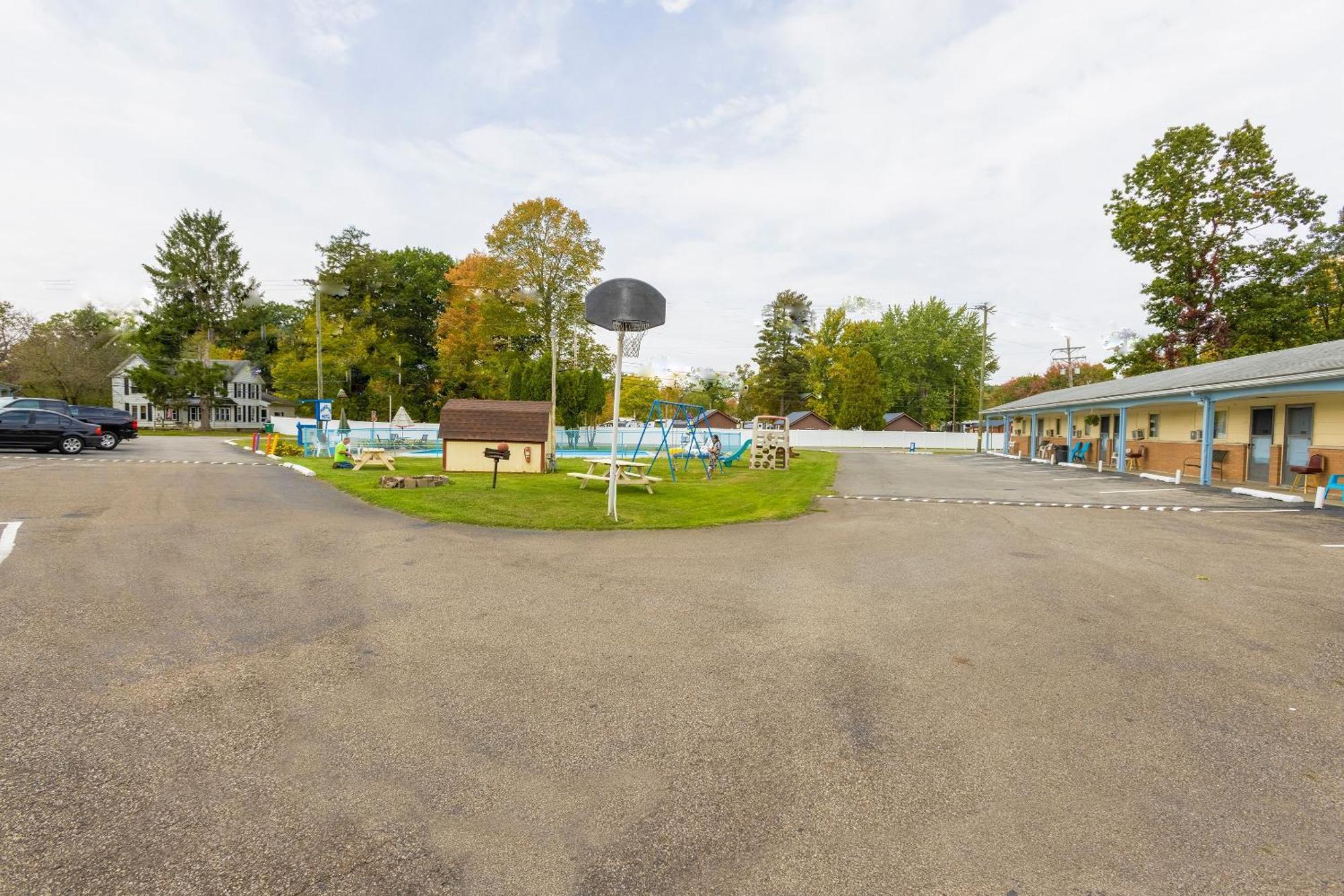 Parkside Motel By Oyo Meadville Conneaut Lake Conneaut Lakeshore Extérieur photo