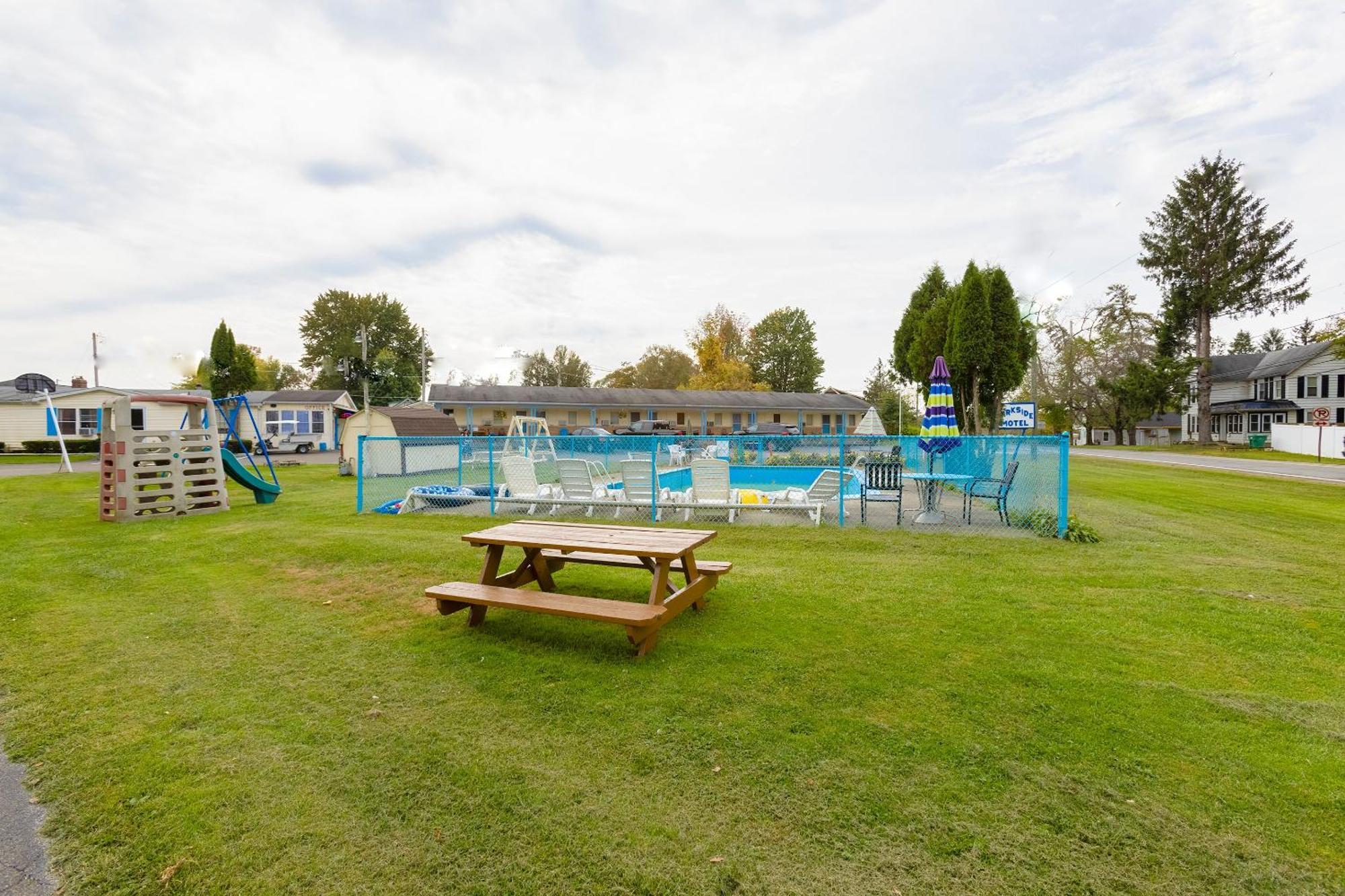 Parkside Motel By Oyo Meadville Conneaut Lake Conneaut Lakeshore Extérieur photo